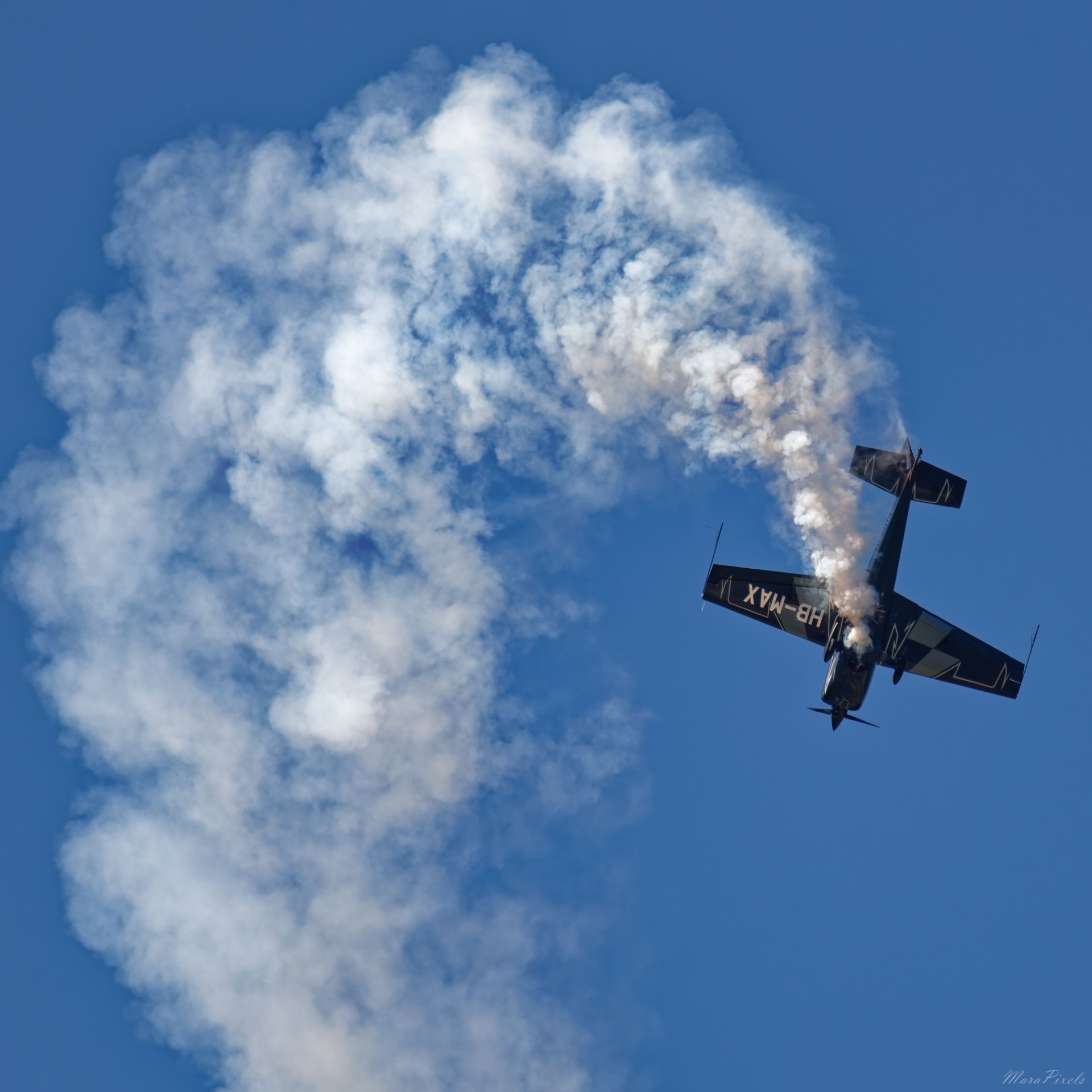Extra 330SC